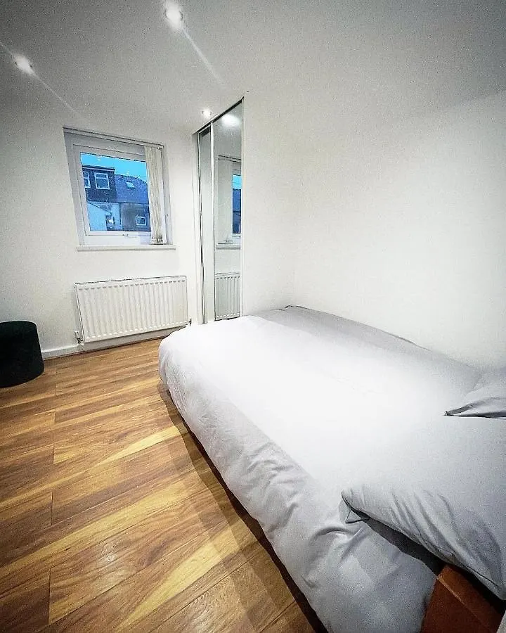 Ak Serviced Apartments - Exclusive Two-Bedroom Apartment Cardiff