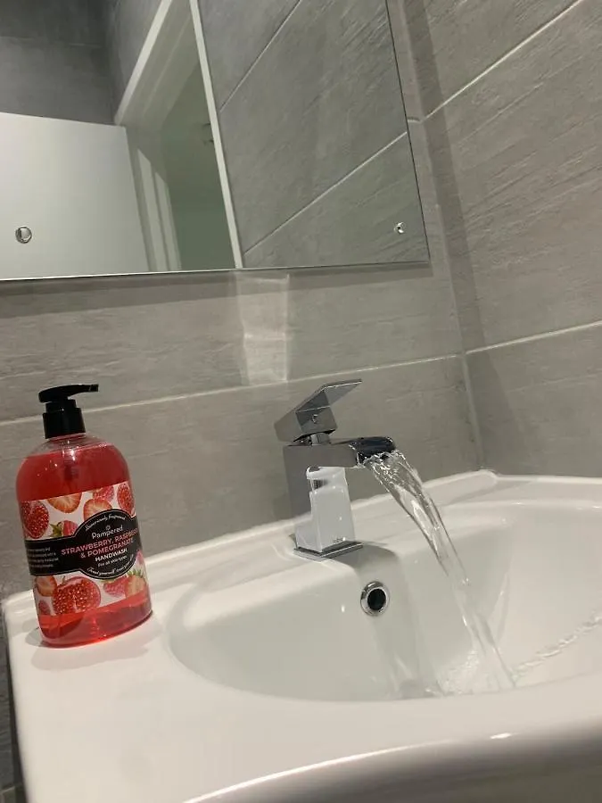 Ak Serviced Apartments - Exclusive Two-Bedroom Apartment Cardiff